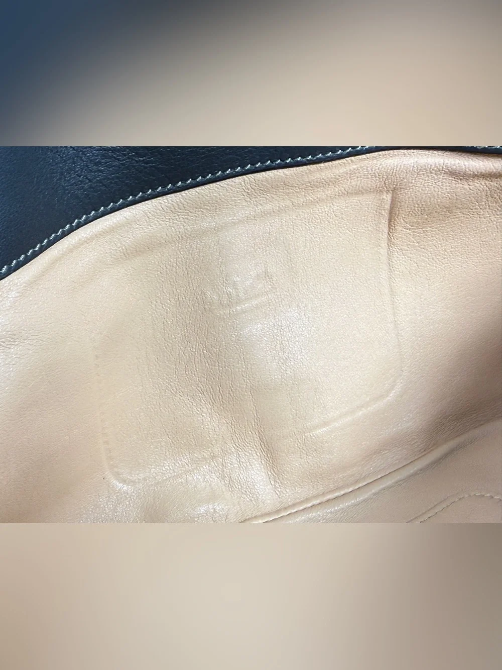 Chloé Gray Lizard-Embossed Leather Clutch with Gold Turnlock